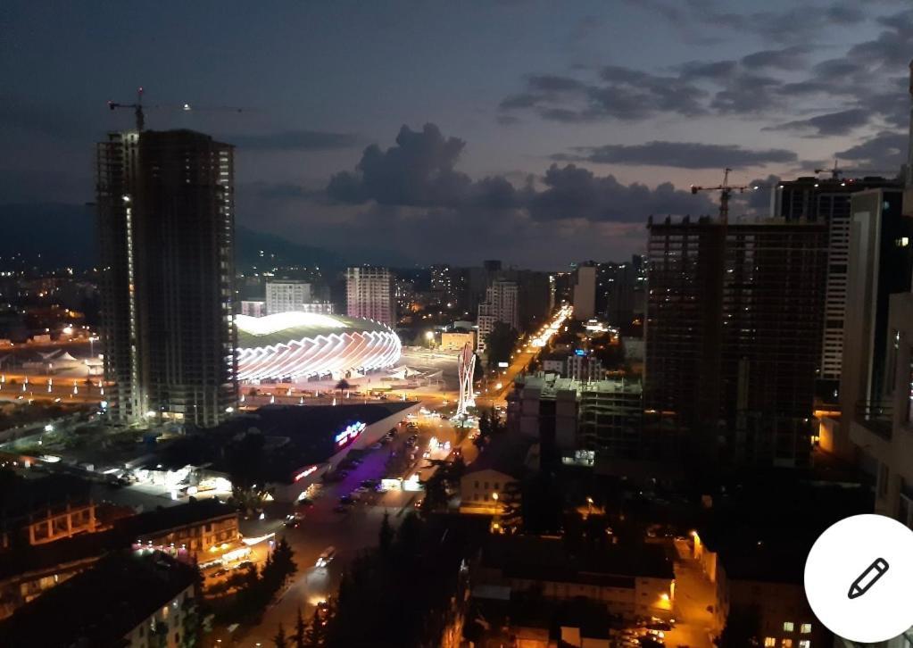 Bn Apartmen'T Lägenhet Batumi Exteriör bild
